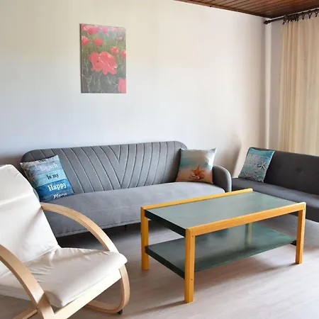 Gemuetliche In Meeresnaehe By Interhome דירה